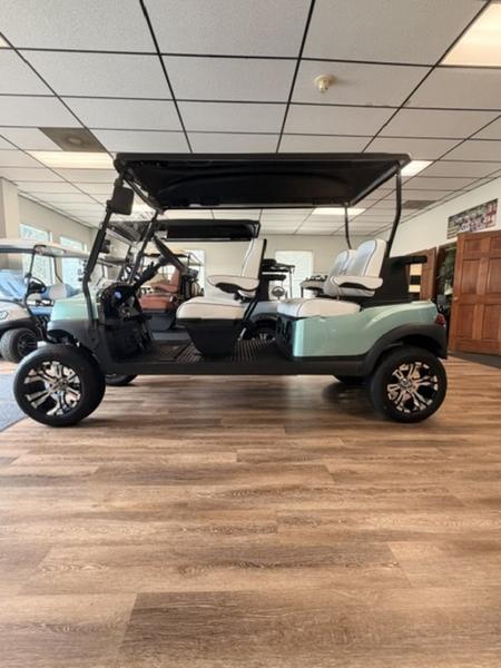 2020 Club Car TEMPO 4 FORWARD-LITHIUM Golf Cart